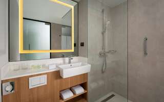 Отель Courtyard by Marriott Bucharest Floreasca Бухарест Стандартный номер с 1 кроватью размера «king-size»-6